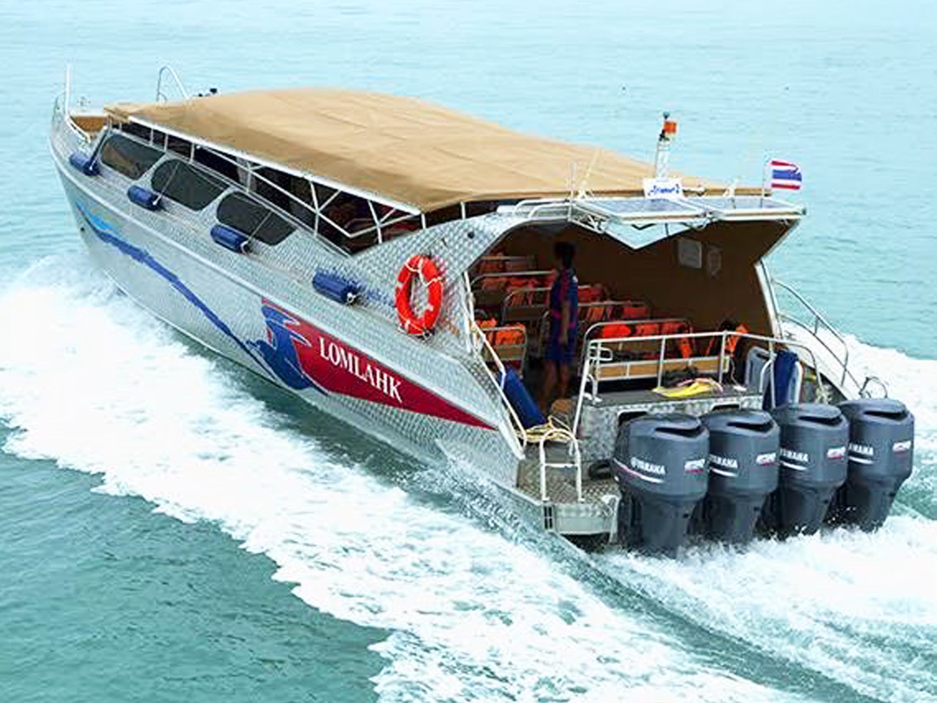 Pic - Boat - Lomprayah - Best Phuket Travel 3