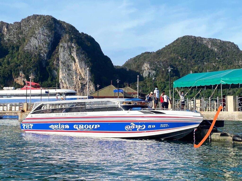 Pic - Arisa Speedboat - Best Phuket Travel (2)