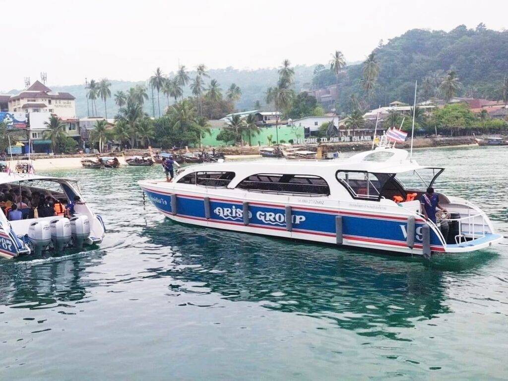 Pic - Arisa Speedboat - Best Phuket Travel (4)