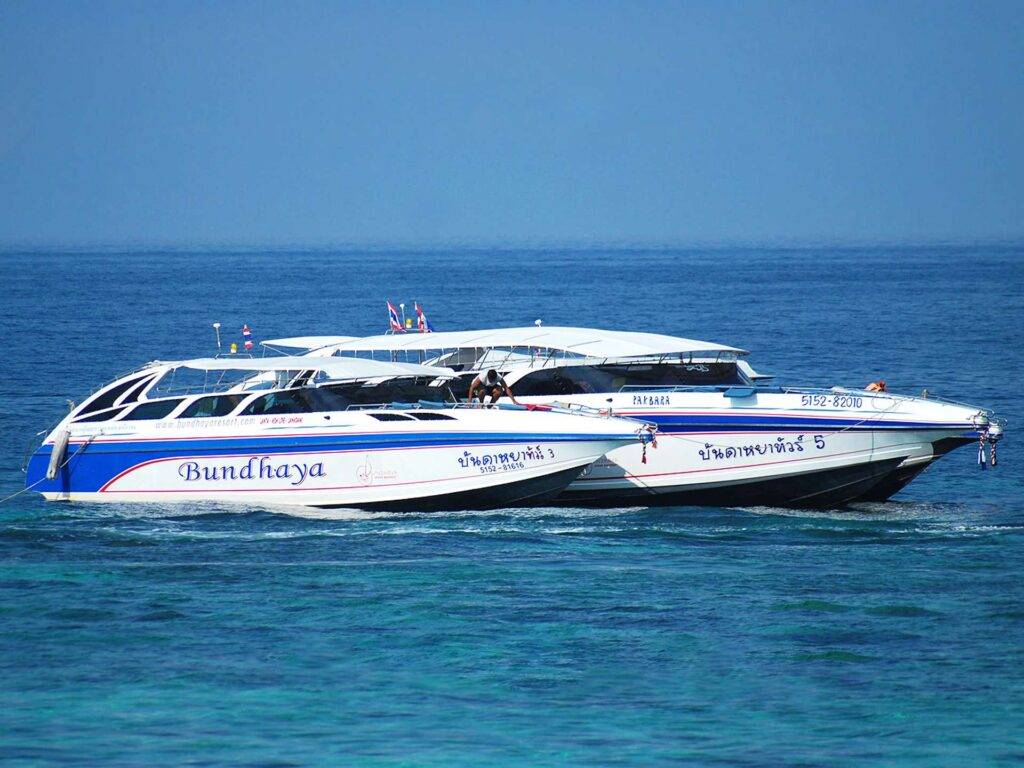 Pic - Bundhaya - SpeedBoat - Best Phuket Travel (5)