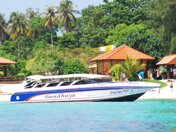 Pic - Bundhaya - SpeedBoat - Best Phuket Travel (6)