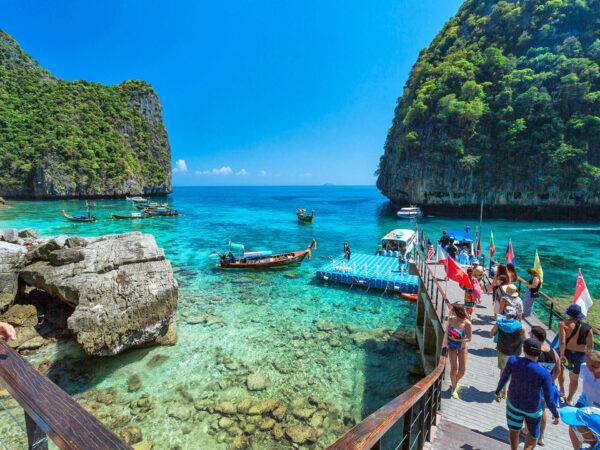 Pic - Maya Bay 2 - SAWANU - Best Phuket Travel