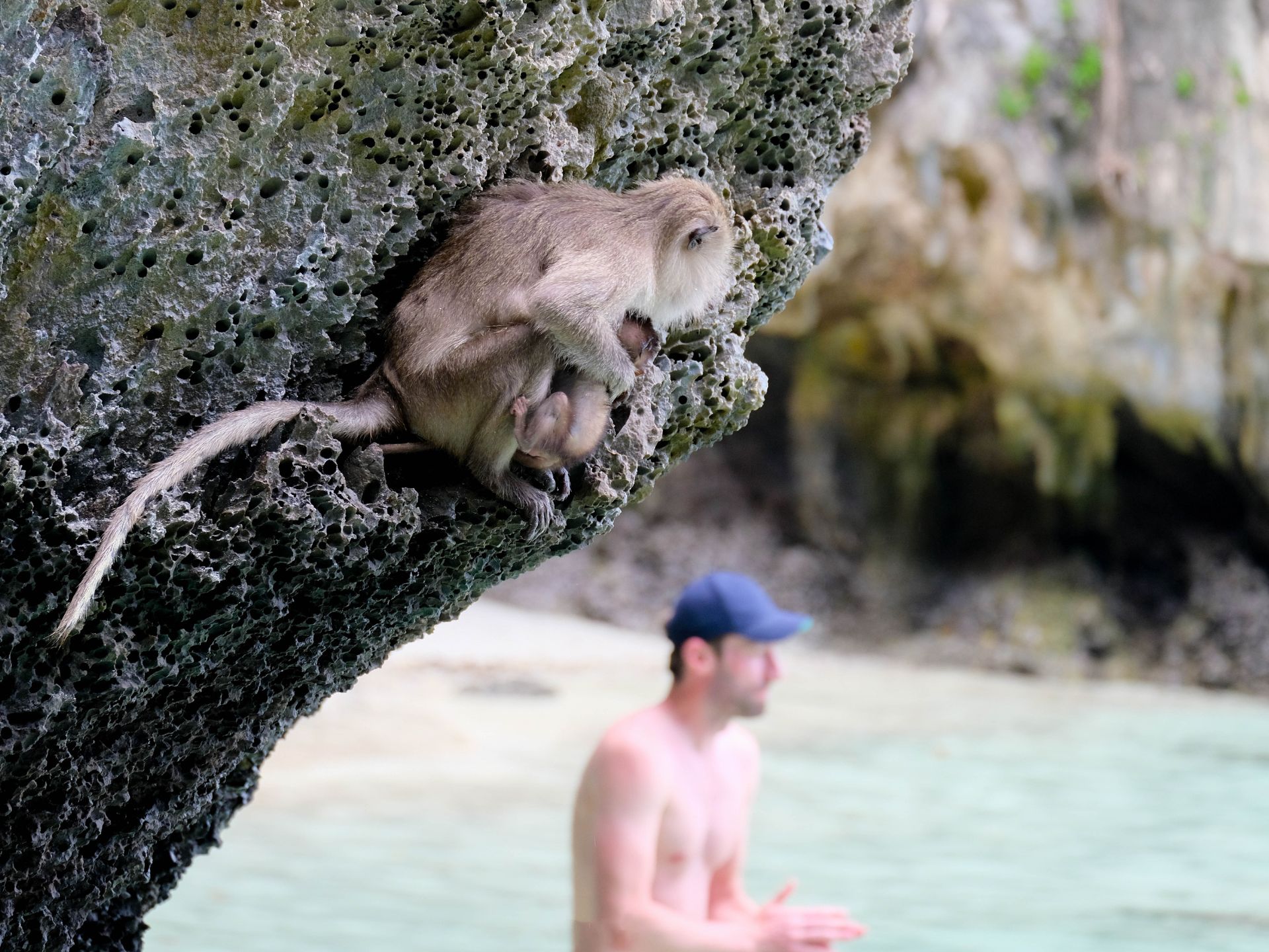 Phi Phi & Khai Islands 3 - Nonthasak Marine - Best Phuket Travel